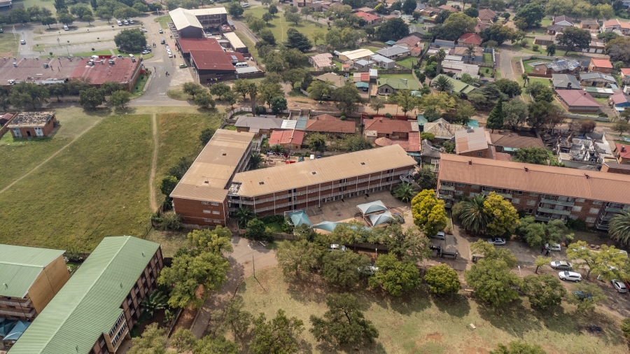 33 Bedroom Property for Sale in Vanderbijlpark CE 2 Gauteng
