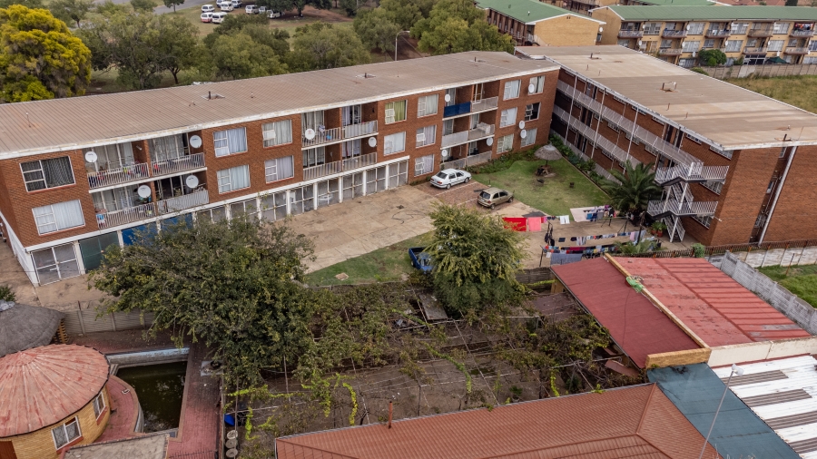 33 Bedroom Property for Sale in Vanderbijlpark CE 2 Gauteng