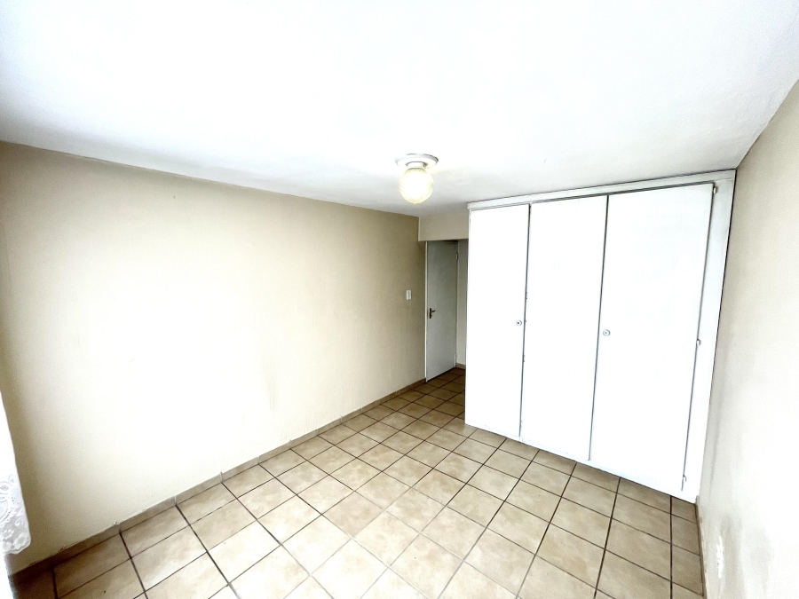 2 Bedroom Property for Sale in Sunninghill Gauteng