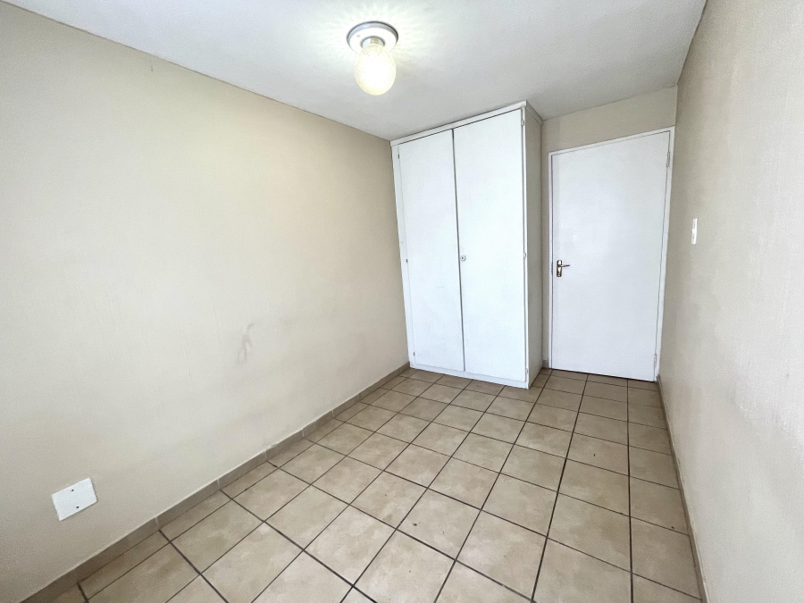 2 Bedroom Property for Sale in Sunninghill Gauteng