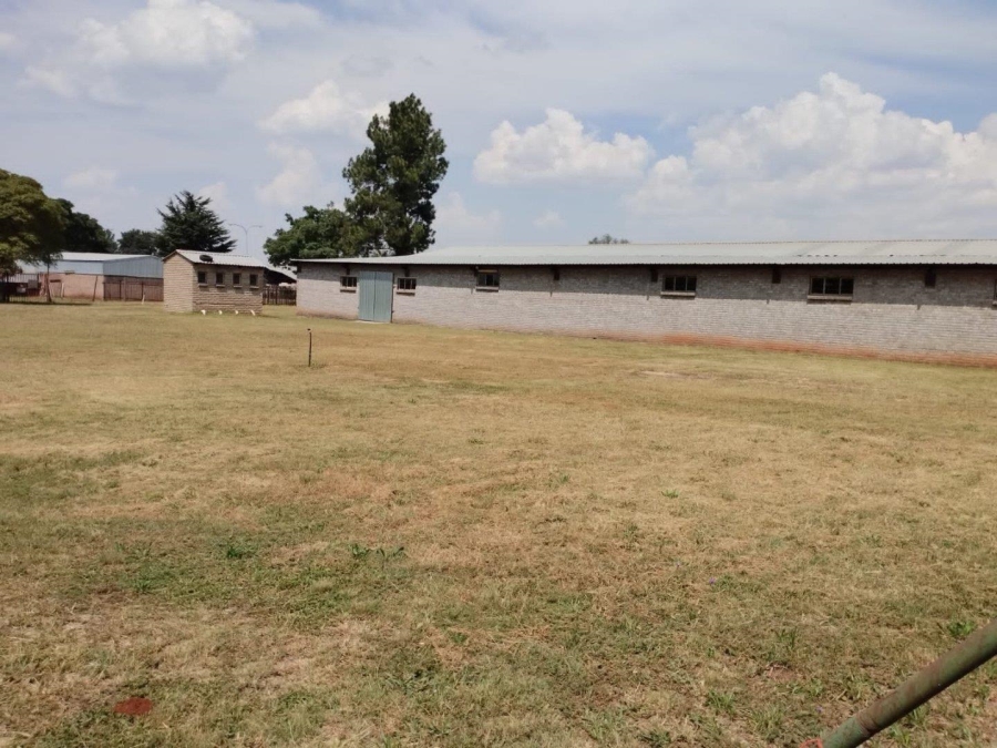 Commercial Property for Sale in Unitas Park Gauteng
