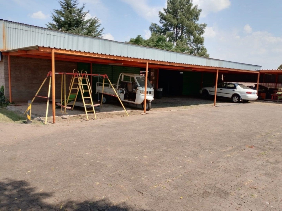 Commercial Property for Sale in Unitas Park Gauteng