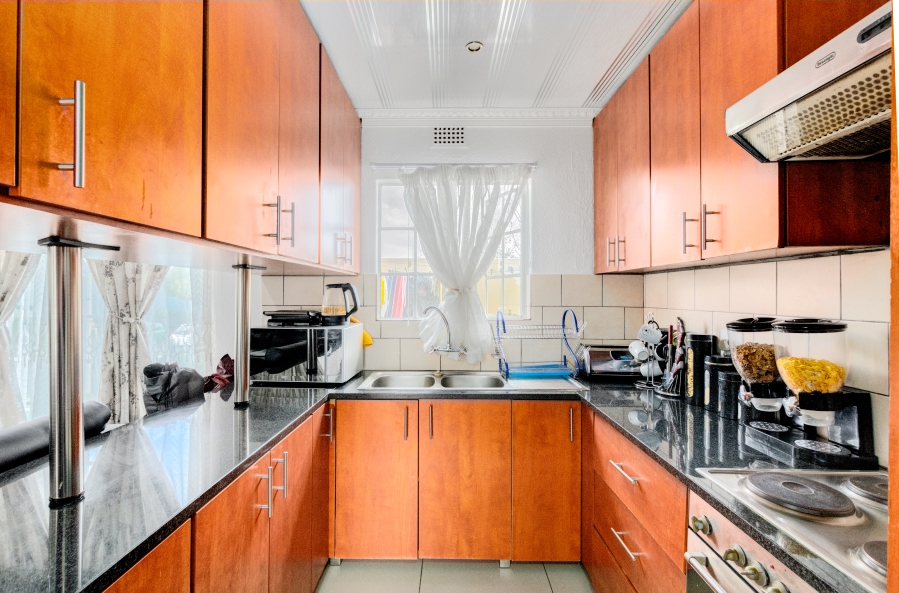 3 Bedroom Property for Sale in Country View Gauteng