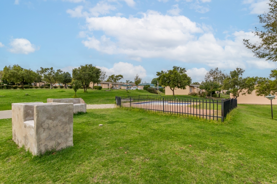 3 Bedroom Property for Sale in Country View Gauteng