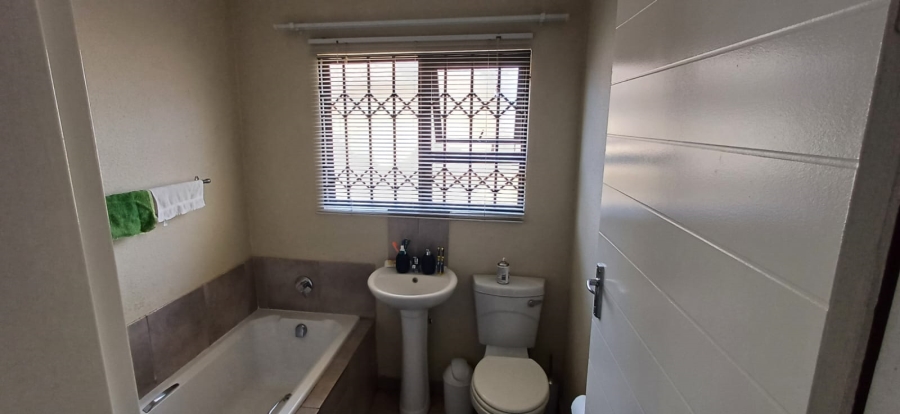 3 Bedroom Property for Sale in Beverley Hills Gauteng