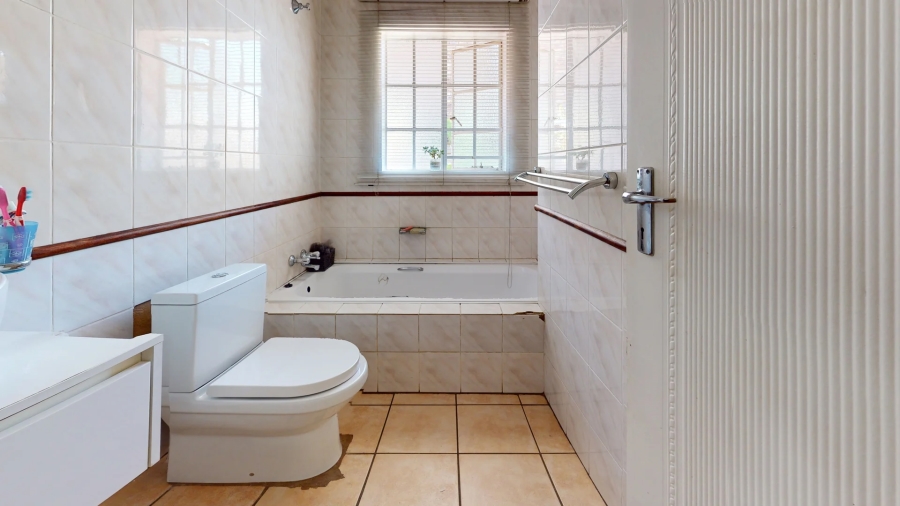 3 Bedroom Property for Sale in Ninapark Gauteng