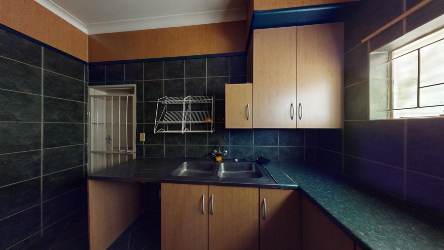 6 Bedroom Property for Sale in Amandasig Gauteng