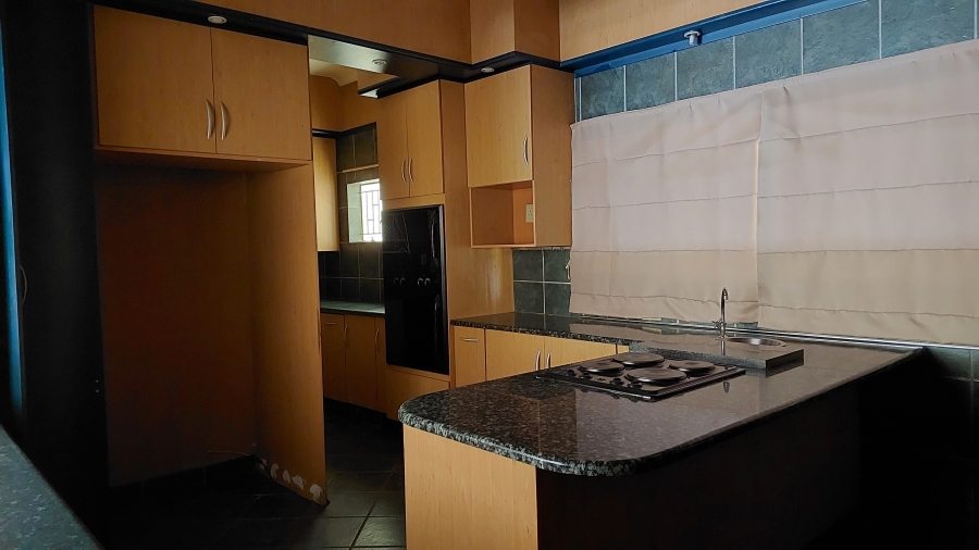 6 Bedroom Property for Sale in Amandasig Gauteng