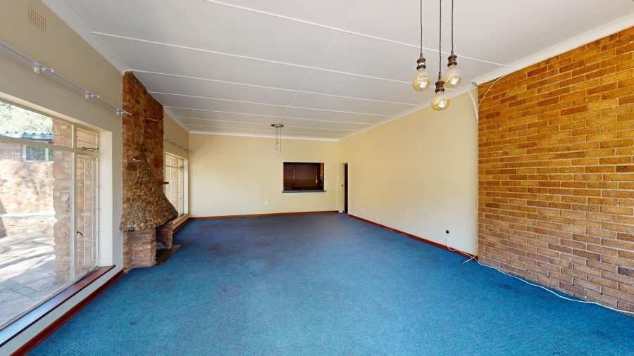 6 Bedroom Property for Sale in Amandasig Gauteng