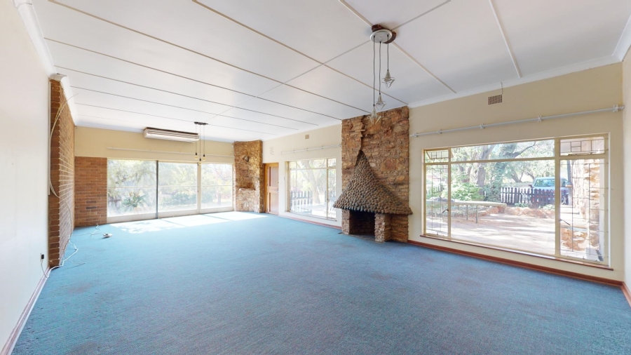 6 Bedroom Property for Sale in Amandasig Gauteng