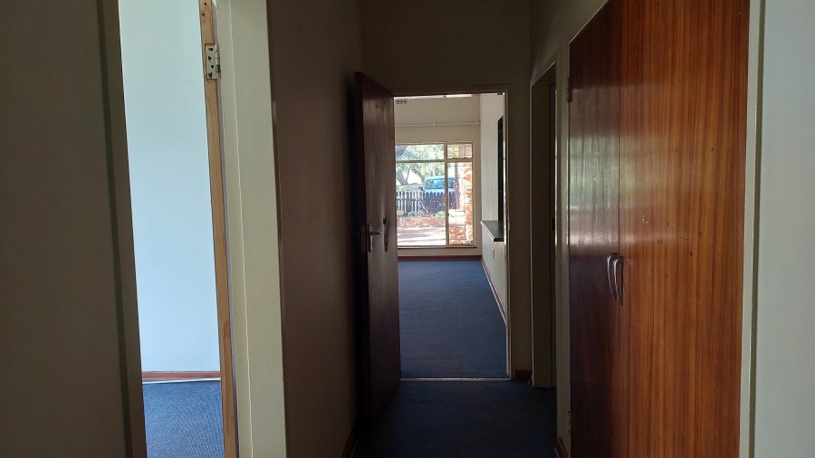 6 Bedroom Property for Sale in Amandasig Gauteng