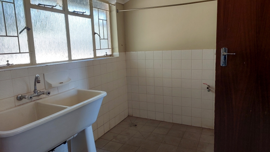 6 Bedroom Property for Sale in Amandasig Gauteng