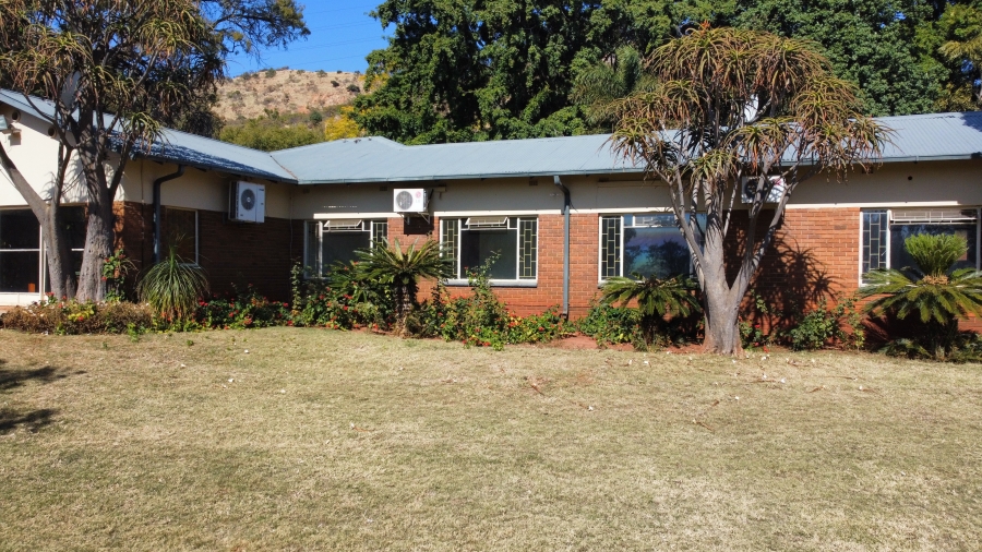 6 Bedroom Property for Sale in Amandasig Gauteng