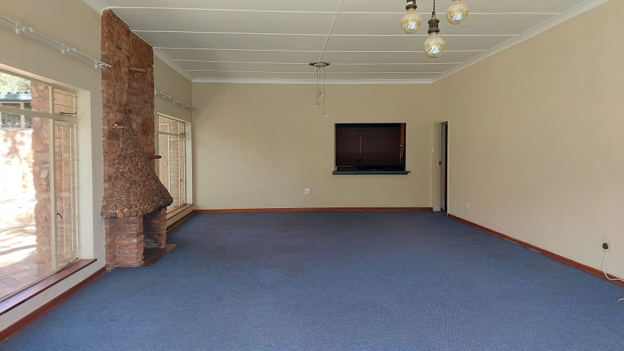 6 Bedroom Property for Sale in Amandasig Gauteng