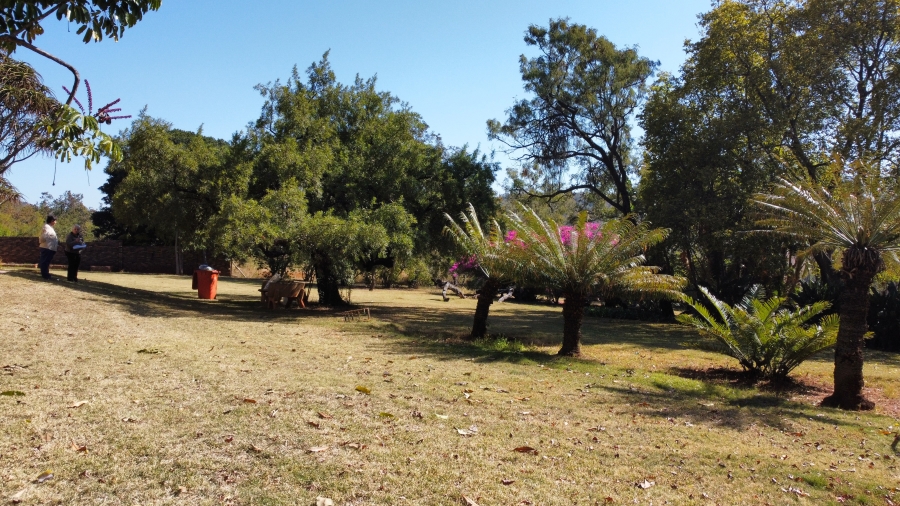 6 Bedroom Property for Sale in Amandasig Gauteng