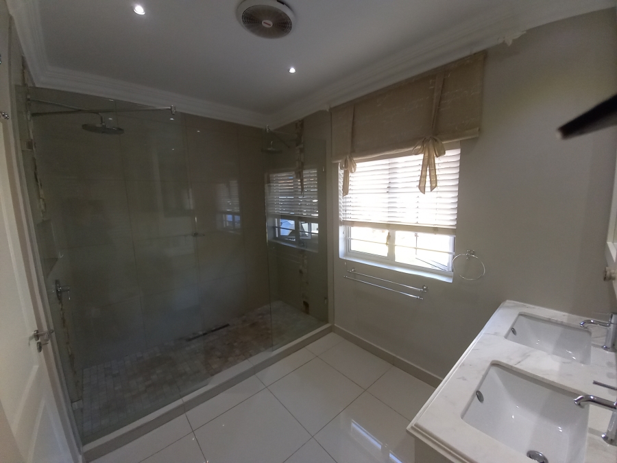 6 Bedroom Property for Sale in Pretoria North Gauteng