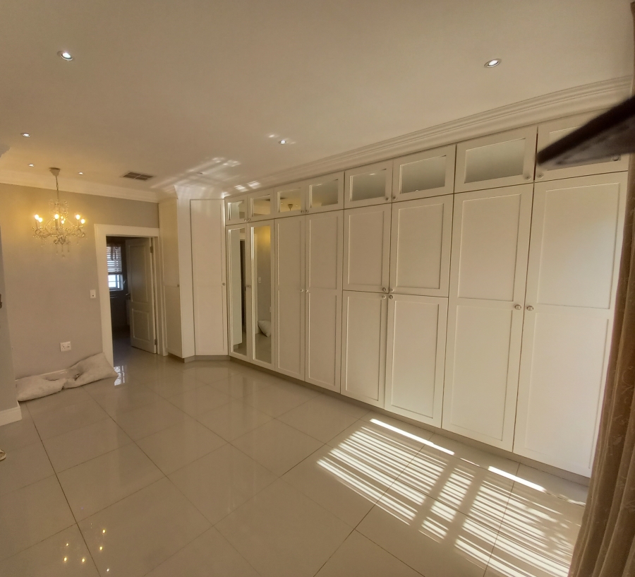 6 Bedroom Property for Sale in Pretoria North Gauteng