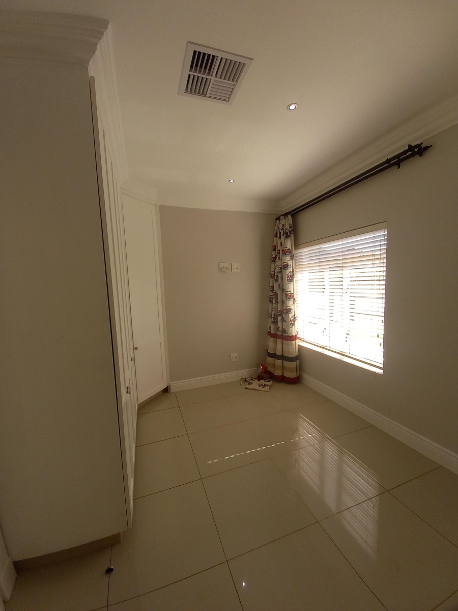 6 Bedroom Property for Sale in Pretoria North Gauteng