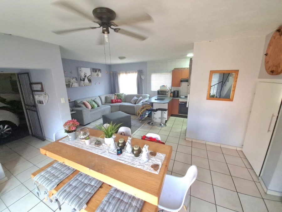 2 Bedroom Property for Sale in Claremont Gauteng