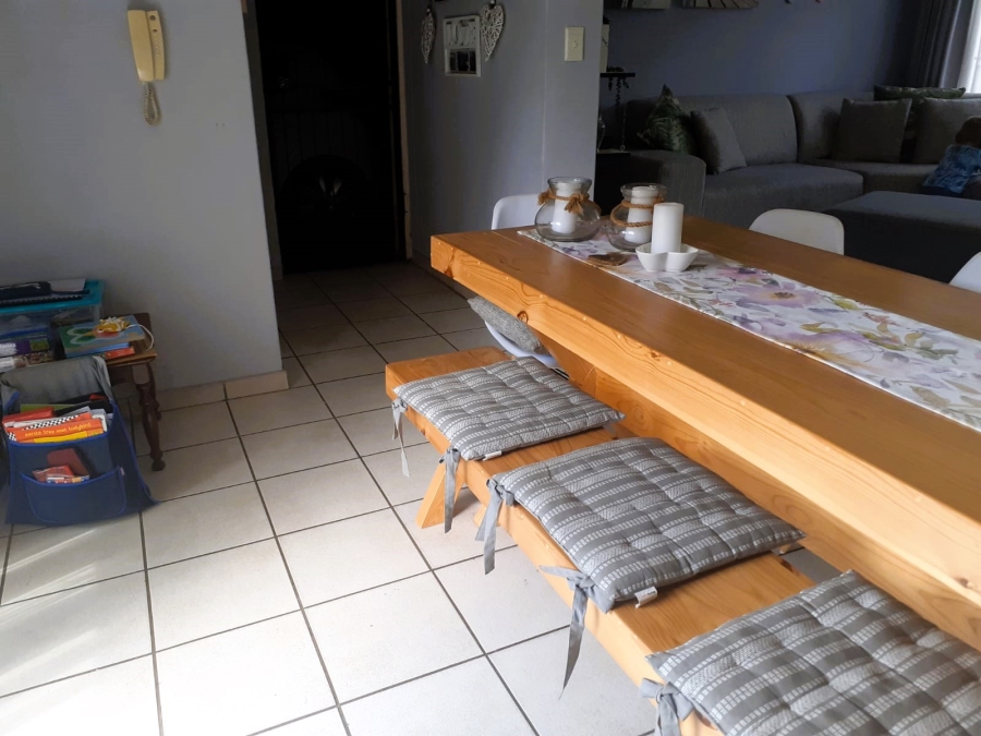 2 Bedroom Property for Sale in Claremont Gauteng