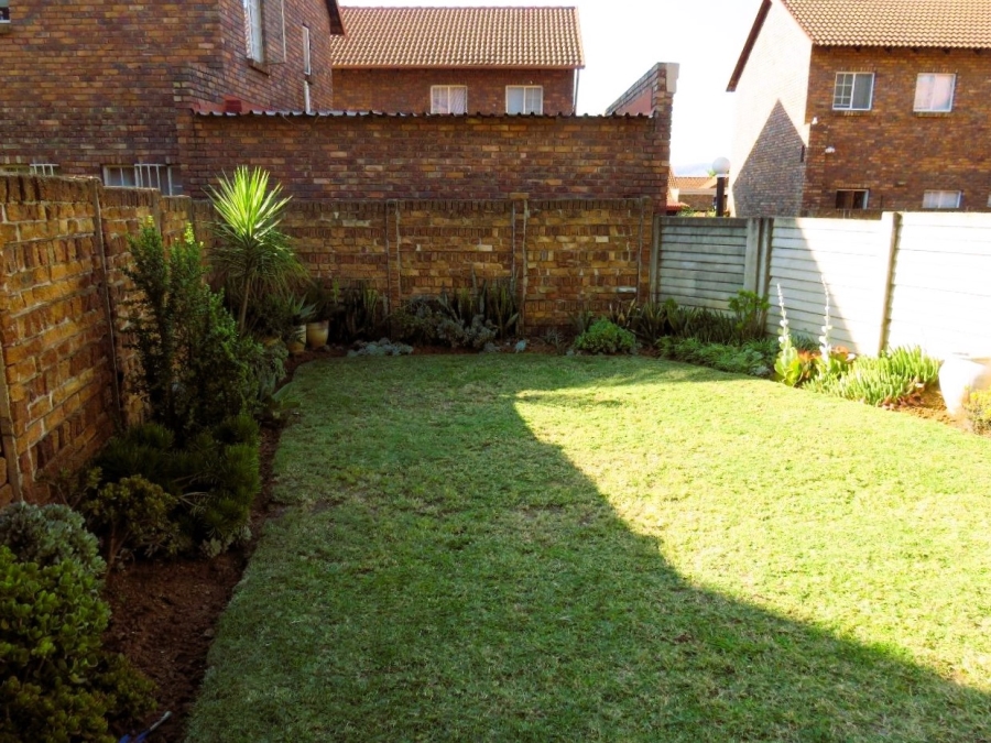 2 Bedroom Property for Sale in Claremont Gauteng