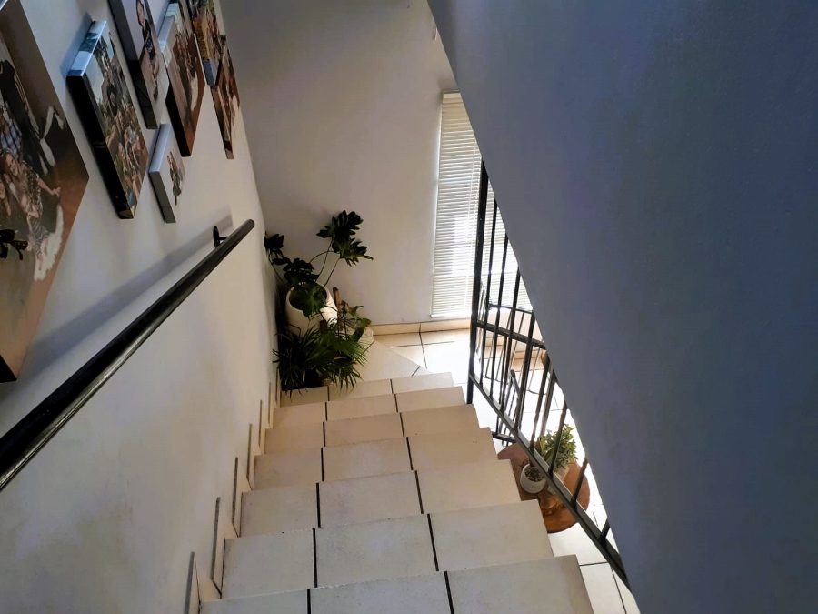 2 Bedroom Property for Sale in Claremont Gauteng