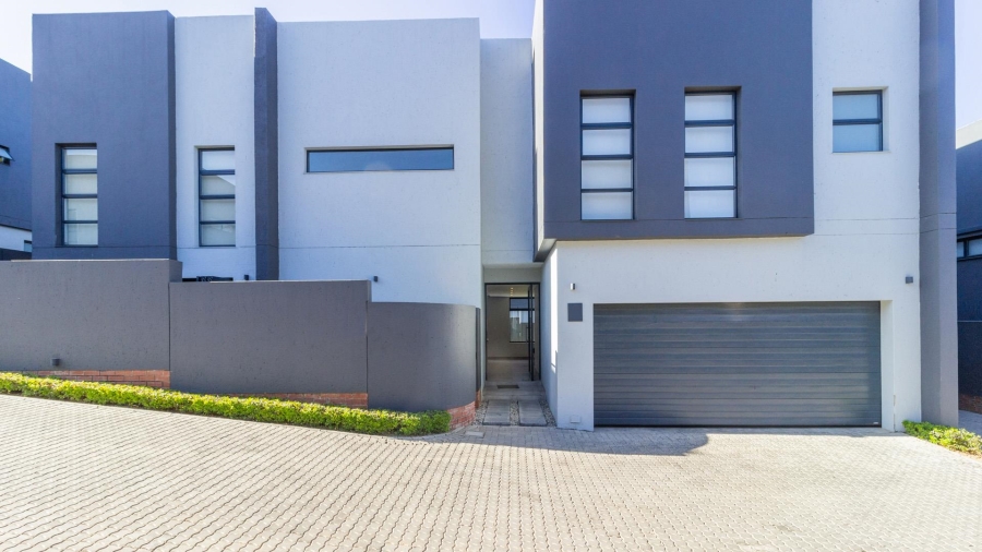 4 Bedroom Property for Sale in Bryanston East Gauteng