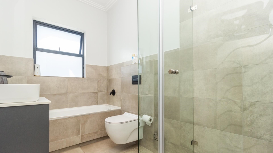 4 Bedroom Property for Sale in Bryanston East Gauteng