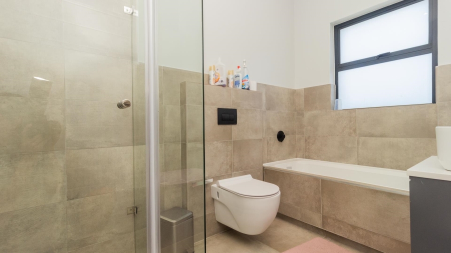 4 Bedroom Property for Sale in Bryanston East Gauteng