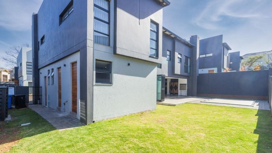 4 Bedroom Property for Sale in Bryanston East Gauteng