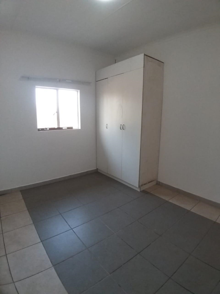 9 Bedroom Property for Sale in Erasmia Gauteng