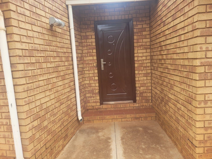 3 Bedroom Property for Sale in Clarina Gauteng