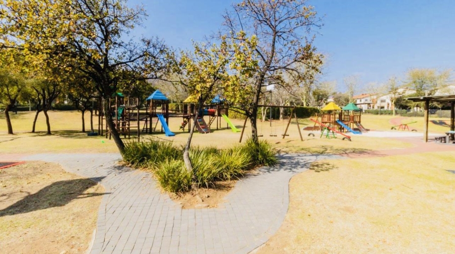 2 Bedroom Property for Sale in North Riding AH Gauteng