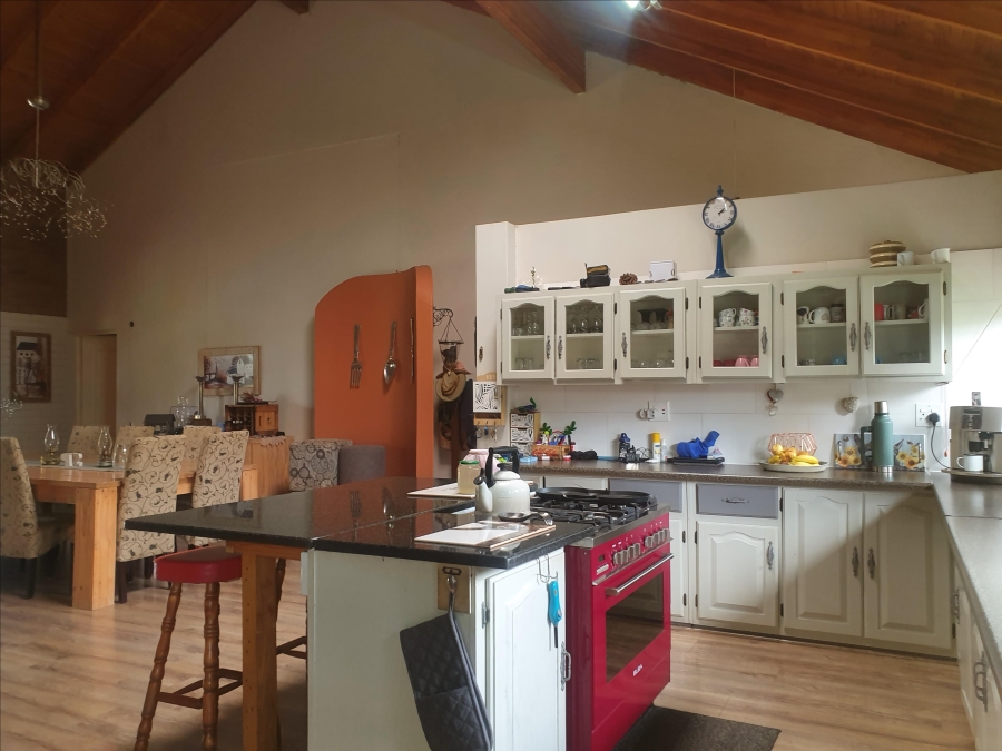 6 Bedroom Property for Sale in Raslouw Gauteng