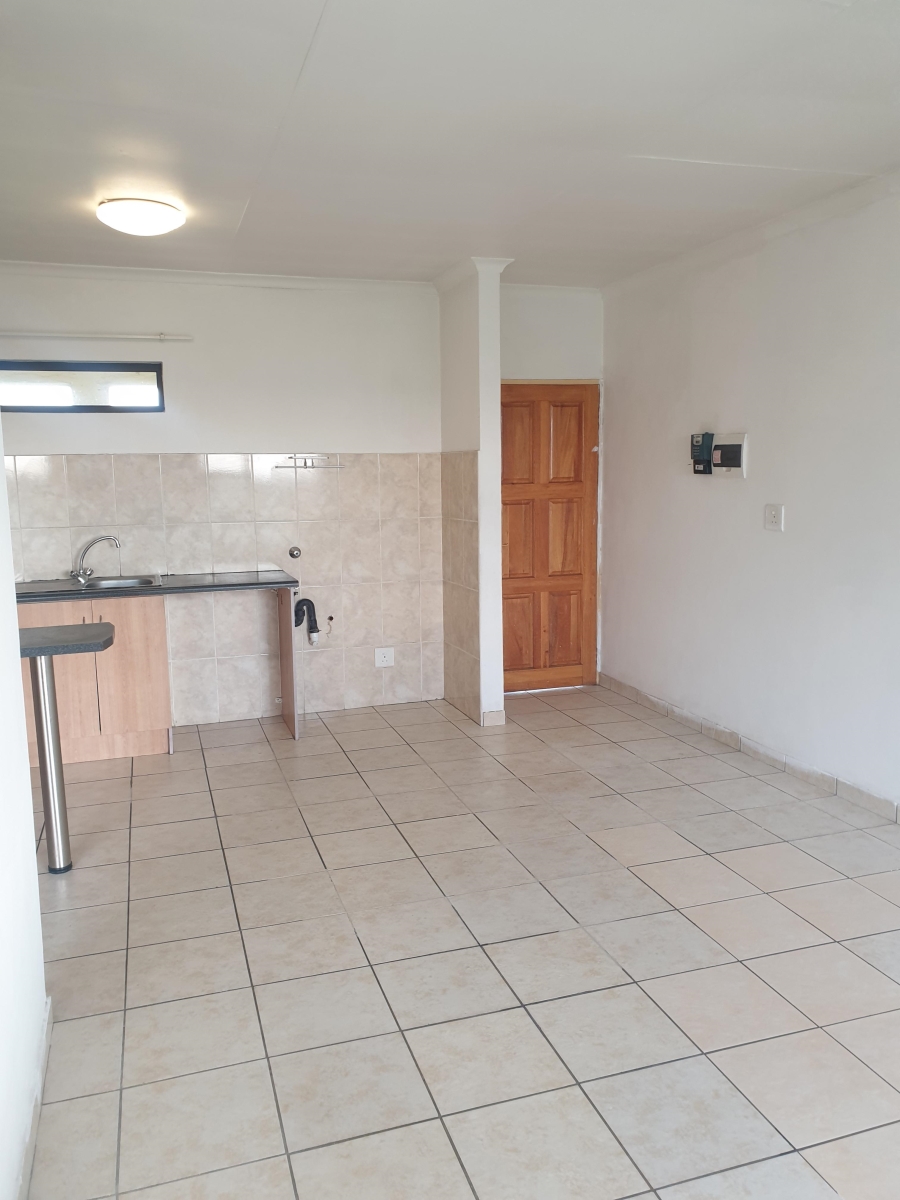 1 Bedroom Property for Sale in Parkrand Gauteng