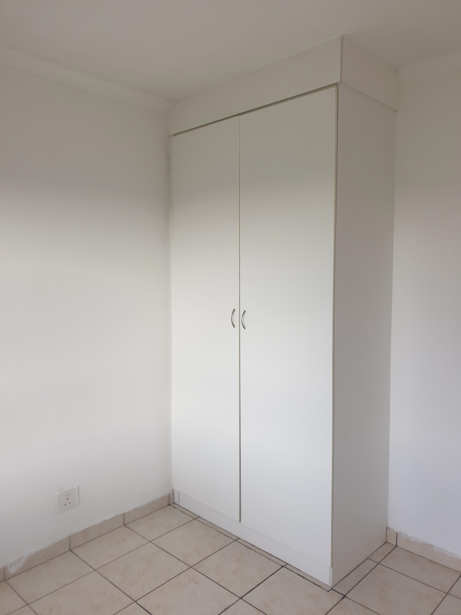1 Bedroom Property for Sale in Parkrand Gauteng