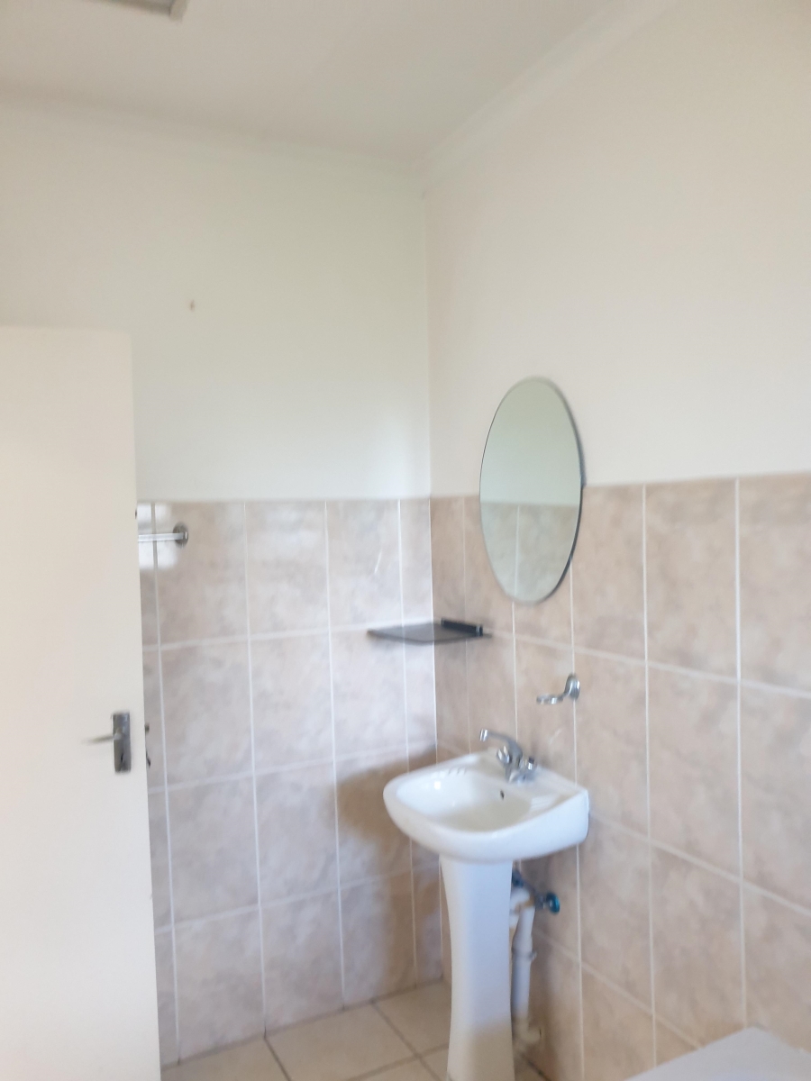 1 Bedroom Property for Sale in Parkrand Gauteng
