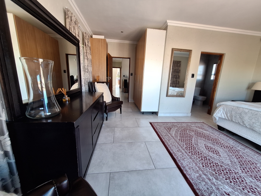 4 Bedroom Property for Sale in Vaal Marina Gauteng