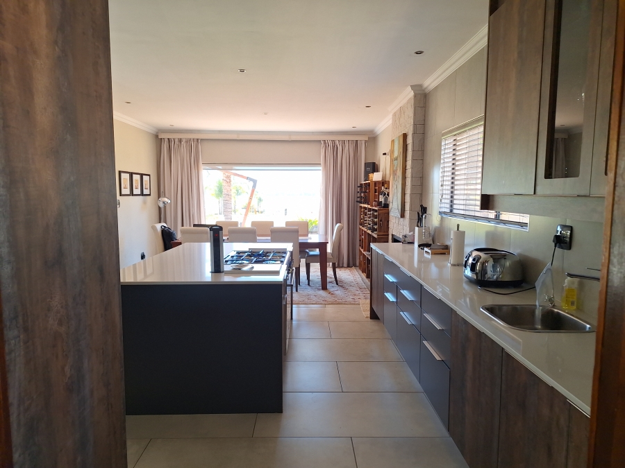 4 Bedroom Property for Sale in Vaal Marina Gauteng