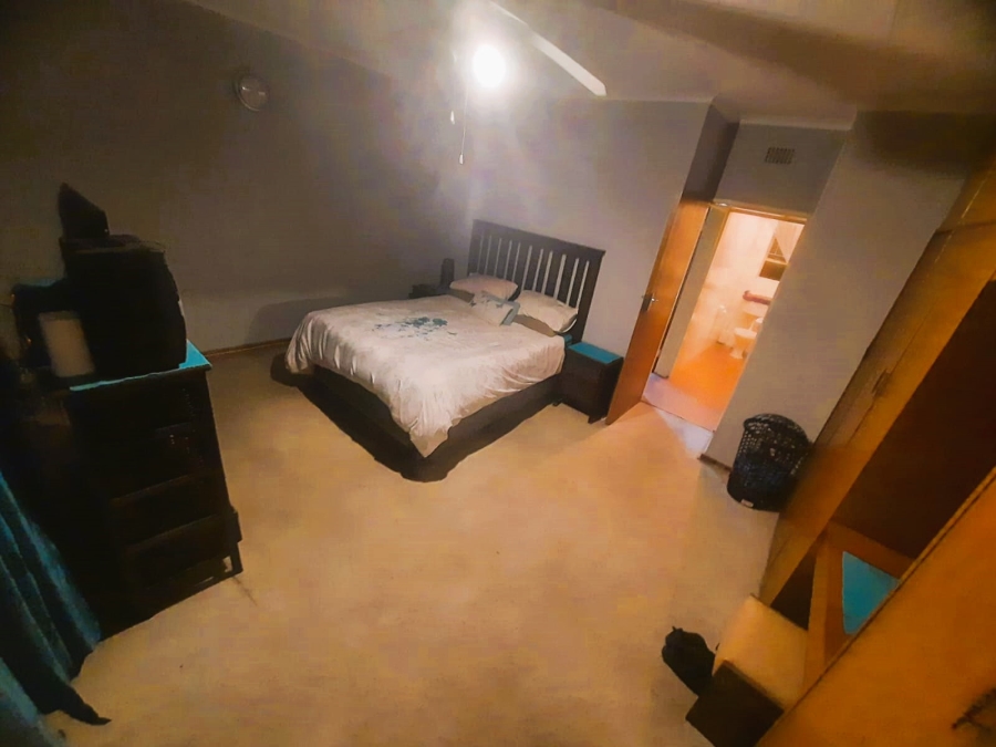 2 Bedroom Property for Sale in Vanderbijlpark CW 3 Gauteng