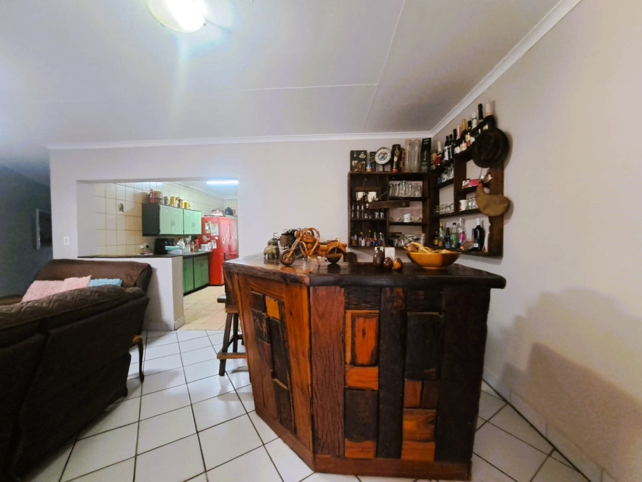 3 Bedroom Property for Sale in Falcon Ridge Gauteng