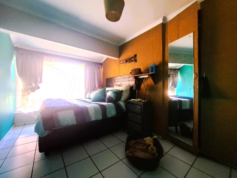 3 Bedroom Property for Sale in Falcon Ridge Gauteng