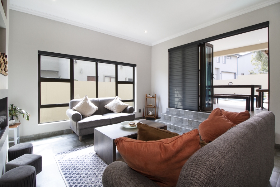 5 Bedroom Property for Sale in Heron Hill Garden Estate Gauteng