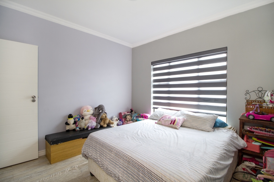 5 Bedroom Property for Sale in Heron Hill Garden Estate Gauteng