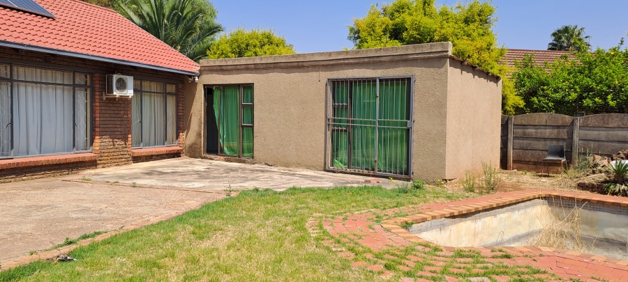 4 Bedroom Property for Sale in New State Areas Gauteng