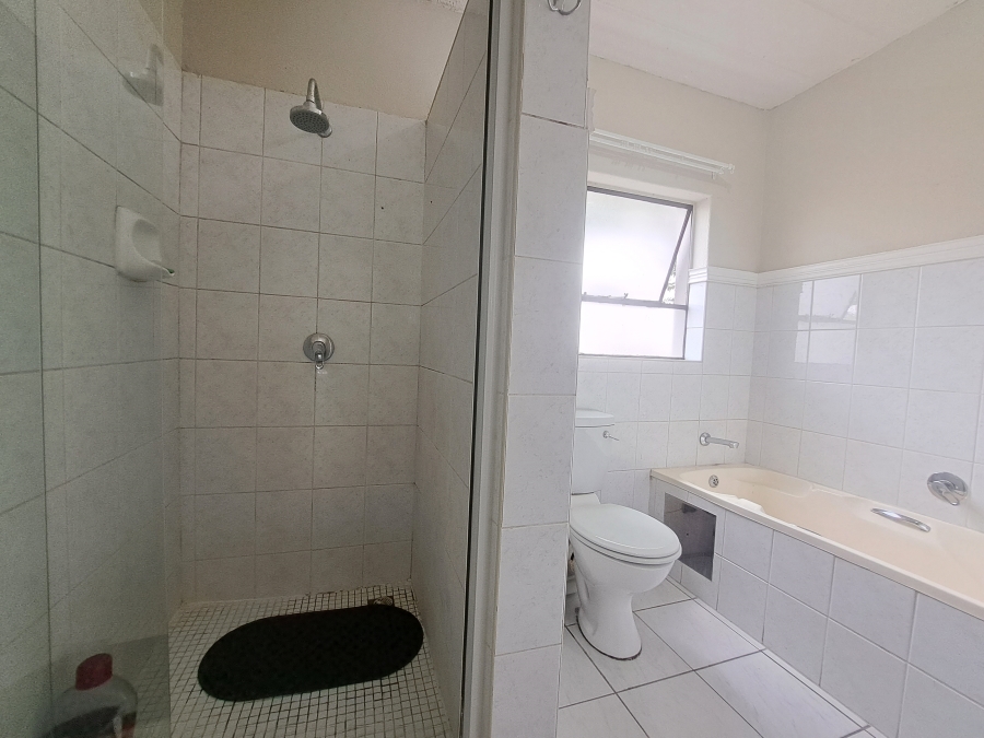 2 Bedroom Property for Sale in Morningside Gauteng