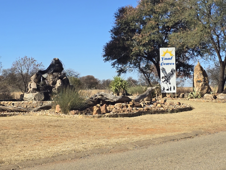 0 Bedroom Property for Sale in Vaaloewer Gauteng