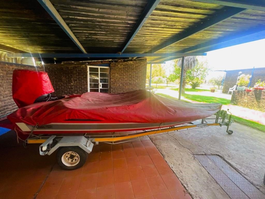 3 Bedroom Property for Sale in Risi AH Gauteng