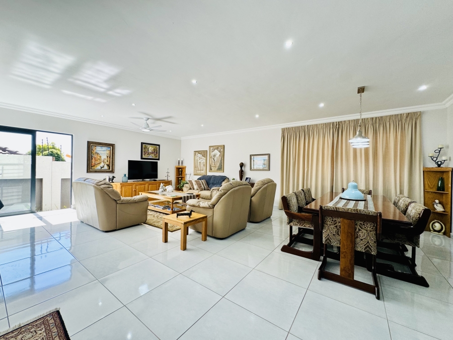 4 Bedroom Property for Sale in Magalieskruin Gauteng