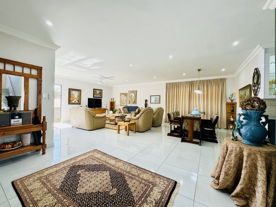 4 Bedroom Property for Sale in Magalieskruin Gauteng